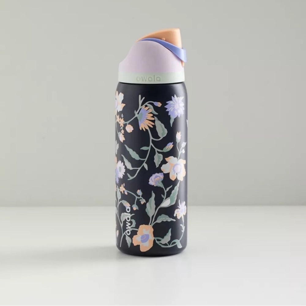 Owala UO Exclusive Midnight Garden